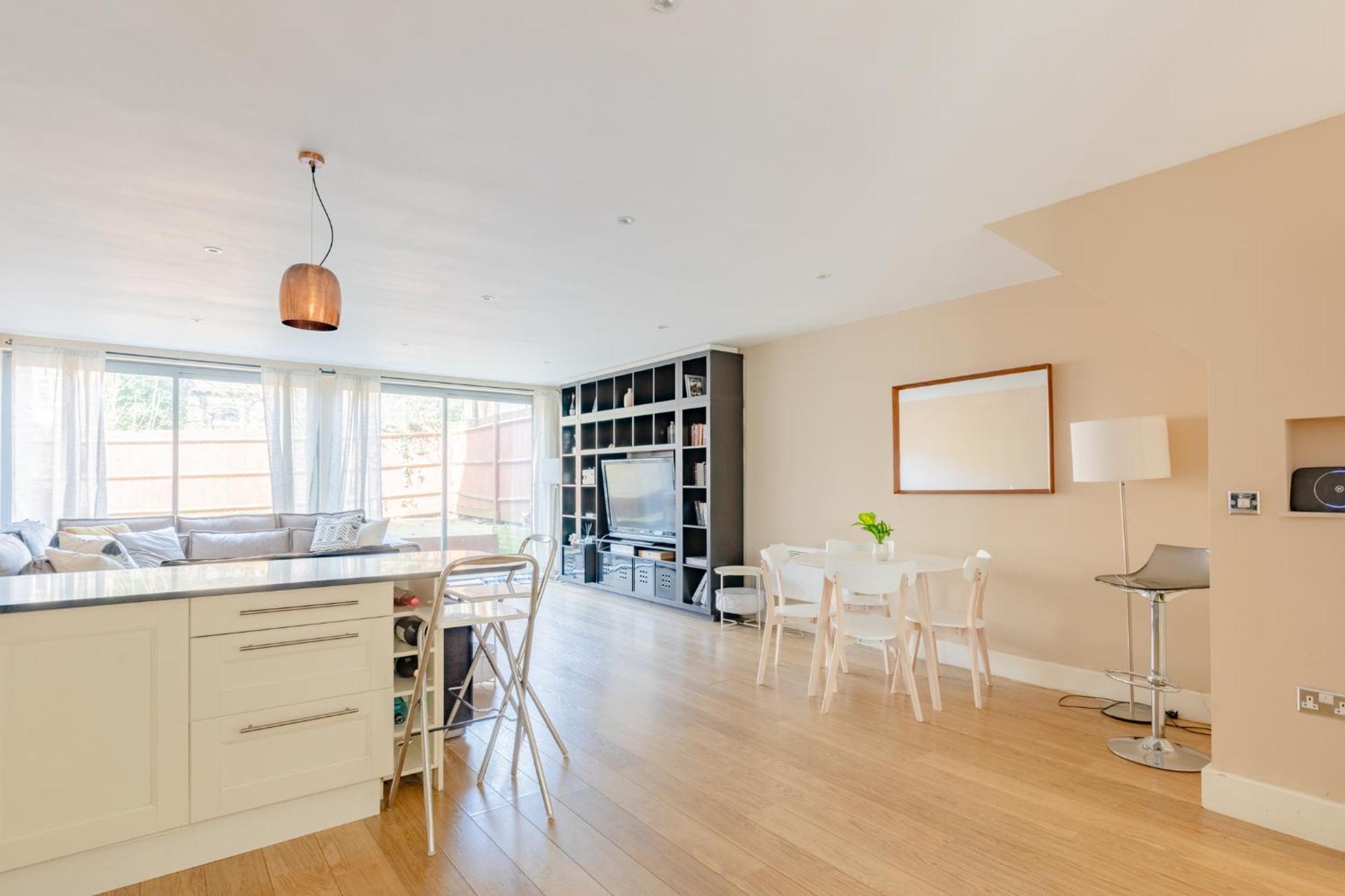 Apartamento Stunningly Spacious 4bd Clapham North Londres
